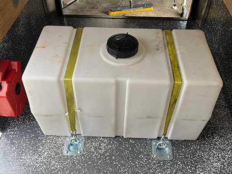 Pan fitting with D-Rings