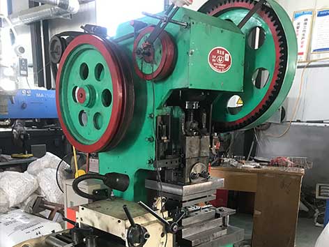 wire hook machine